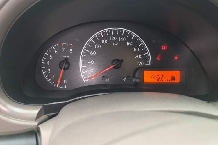 Used Nissan Sunny 2011 1.5XE Manual Comfort Edition Instrument Cluster