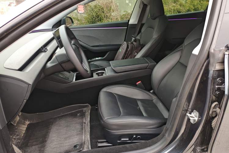 Used Tesla Model 3 2023 Rear-Wheel-Drive Version
