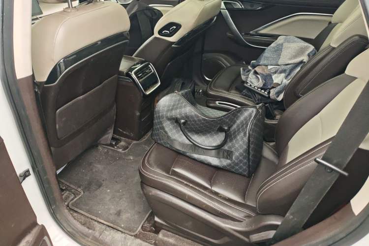 Used Geely Auto Jiajie 2019 1.5TD MHEV DCT Luxury Edition
