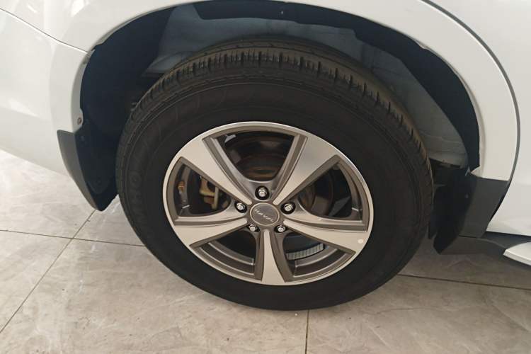 Used Haval H6 2016 Upgraded Model 1.5T Manual Two-Wheel Drive Elite Version