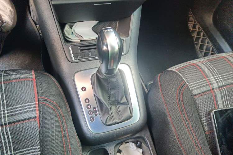 Used Volkswagen Tiguan 2016 280TSI Automatic Two-Wheel-Drive Silk Road Style Edition
