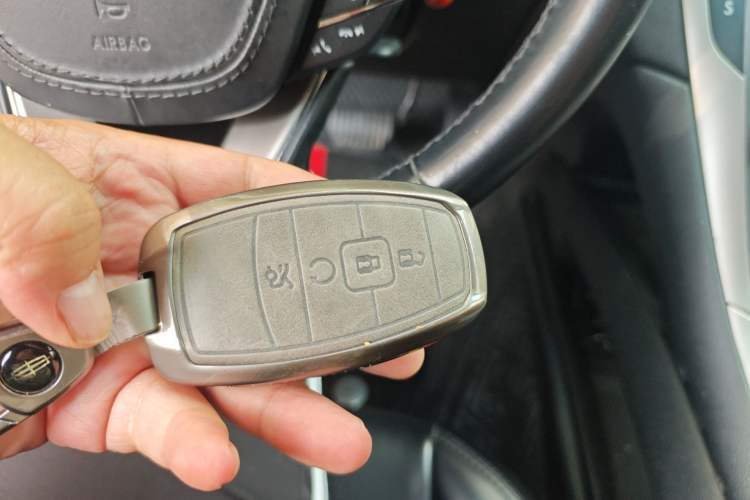 Used Lincoln MKZ 2020 2.0T Deluxe Edition Vehicle Key