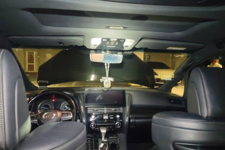 Used Lexus LM 2020 300h Seven-Seat Elegant Edition