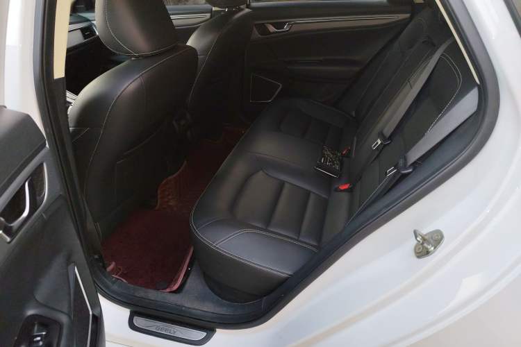 Used Geely Auto Emgrand GL 2018 1.8L DCT Elite Smart Connectivity Version Left Rear Seat