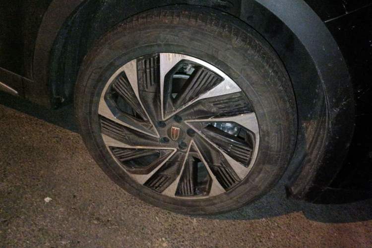 Used Hongqi HS7 PHEV 2024 2.0T PHEV Four-Wheel Drive Flagship Edition 7 Seats