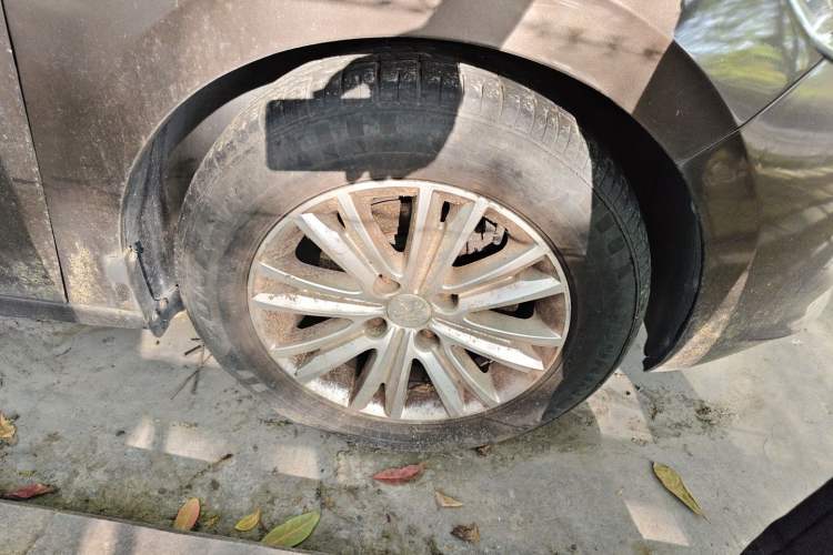 Used Peugeot 301 2014 1.6L Automatic Luxury Edition
