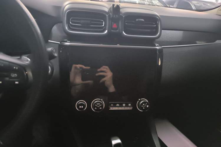 Used Lynk & Co 02 2019 High-Energy Edition 2.0T Automatic Two-Wheel Drive Rugged Version China VI Standard
