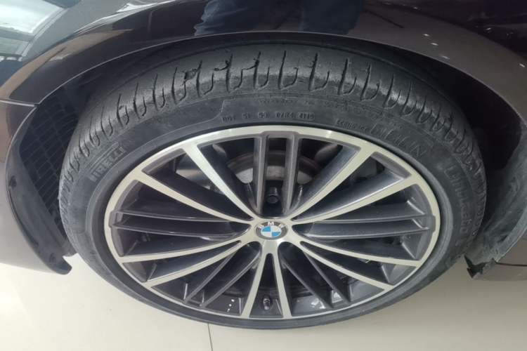 Used BMW 5 Series 2020 530Li Leading Model M Sport Package

