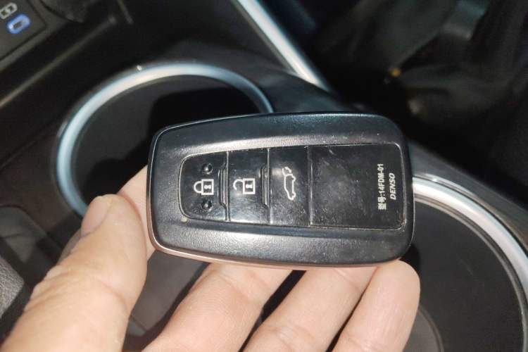 Used Toyota Highlander 2022 Dual-Engine 2.5L Four-Wheel Drive Supreme Edition 7-Seater Interior 1