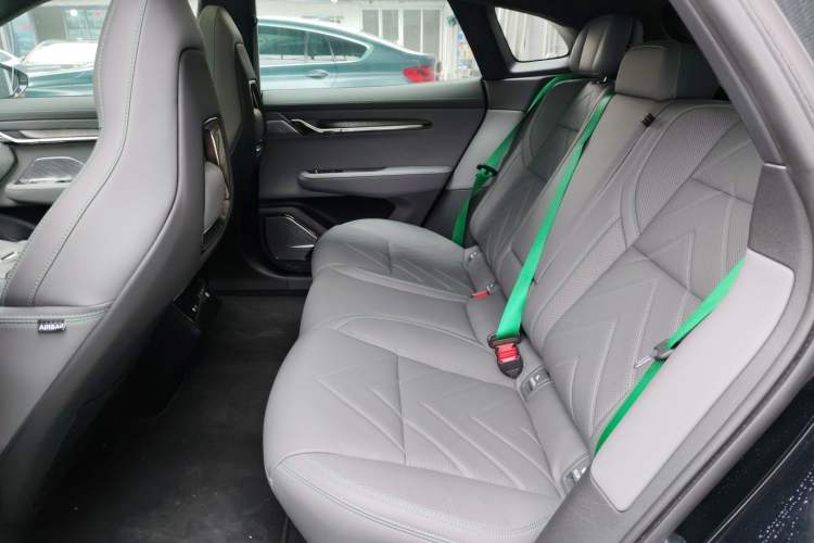 Used Zeekr 001 2023 WE Edition 100 kWh
