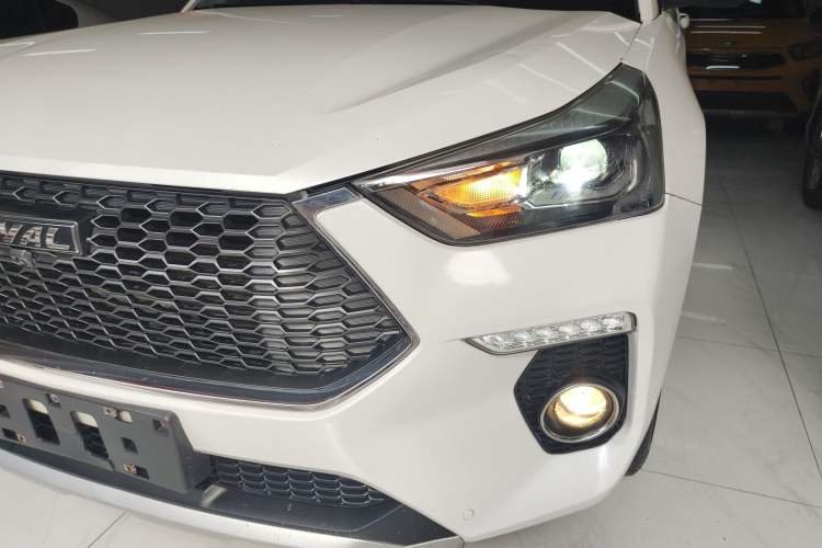 Used Haval H6 Coupe 2019 1.5T Automatic Two-Wheel Drive Luxury Smart Connectivity Version China VI Standard
