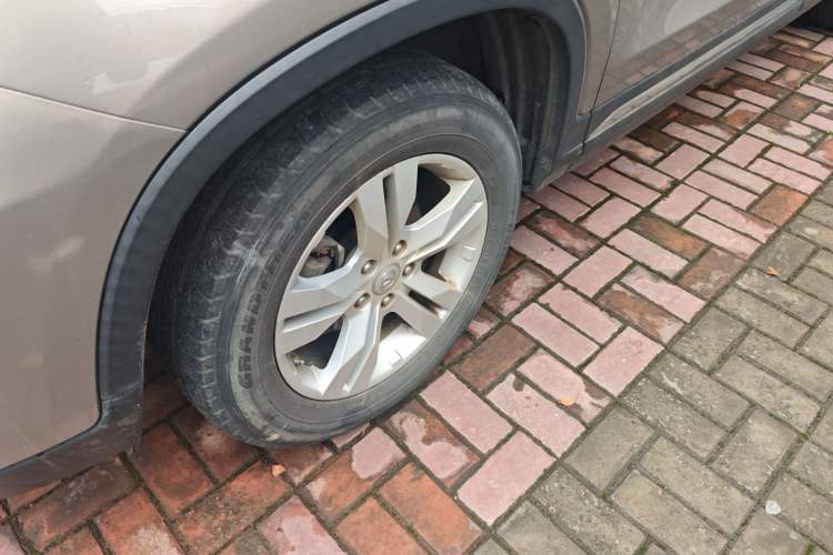 Used CHANGAN CS75 2014 2.0L Manual Luxury Version China V Standard Left Front Wheel Hub