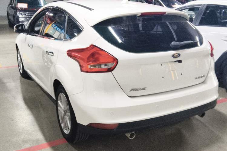 Used Ford Focus 2018 Hatchback Classic 1.6L Automatic Trendy SmartDrive Edition