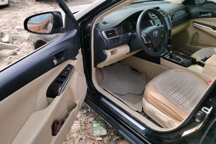 Used Toyota Camry 2016 2.0E 10th Anniversary Elite Edition Driver Seat