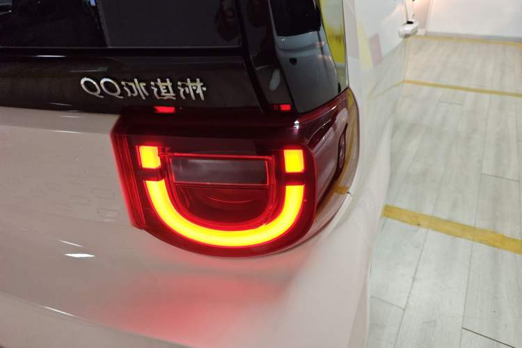 Used Chery QQ Ice Cream 2022 120km Conical Shape Lithium Iron Phosphate