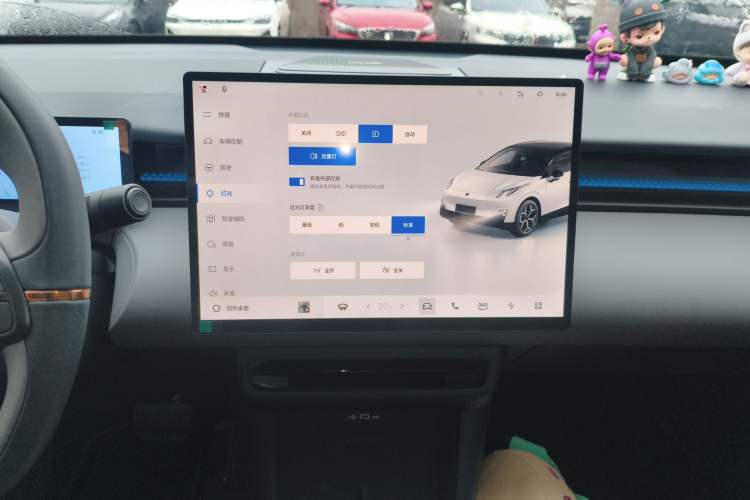 Used Lynk & Co Z20 2025 530 km Range Rear-Wheel Drive Pro
