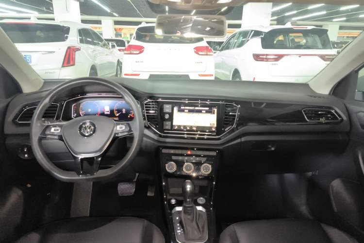 Used Volkswagen T-ROC 2020 280TSI DSG Two-Wheel Drive Comfort Version
