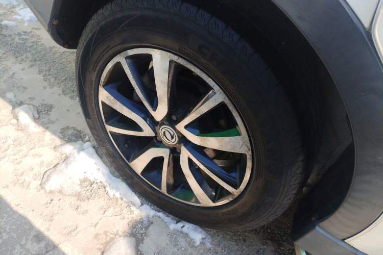 Used Dongfeng Fengon 580 2016 1.5T Manual Luxury Edition
