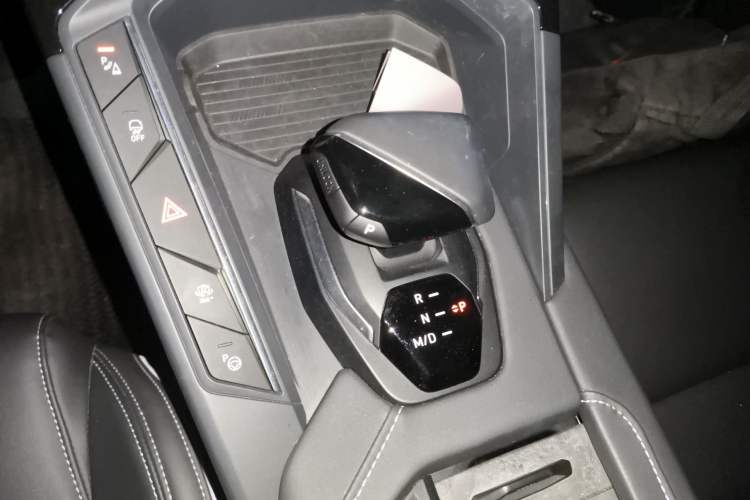 Used Lynk & Co 06 2023 Remix 1.5T Shero
