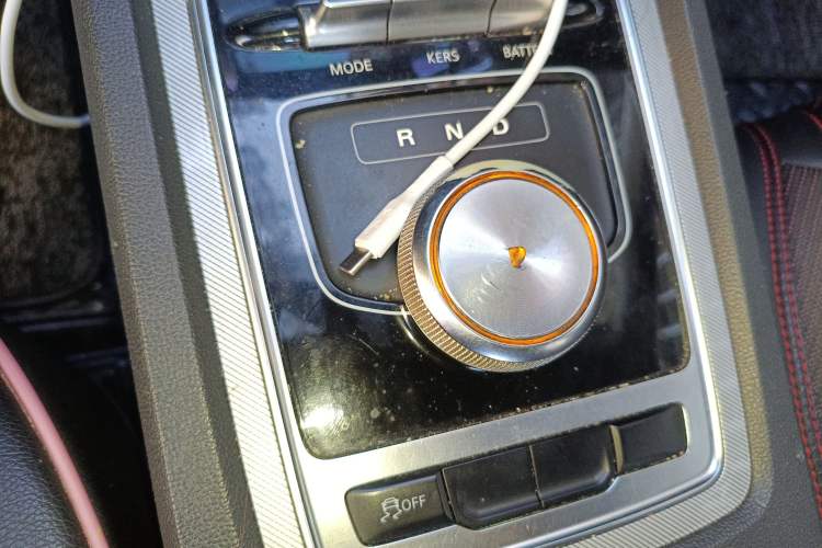 Used Roewe i6 New Energy 2017 45T Hybrid Connect & Smart Enjoyment Edition Gear Lever