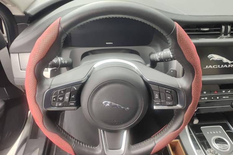 Used Jaguar XFL 2020 XFL 2.0T P200 Two-Wheel-Drive Elite Edition Steering Wheel