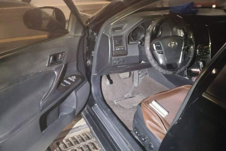 Used Toyota Reiz 2010 2.5V Fengdu Elite Edition Driver Seat