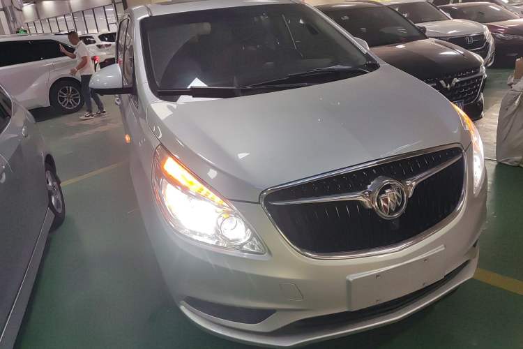 Used Buick GL8 2018 28T Luxury Model China VI Standard