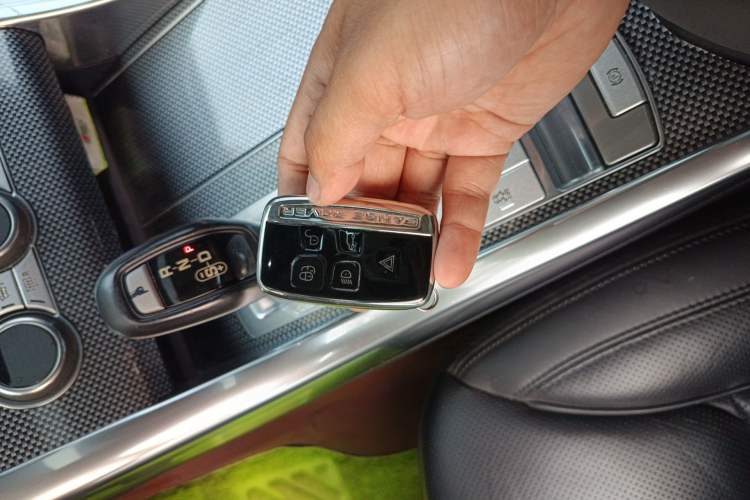 Used Land Rover Range Sport 2015 3.0 SDV6 HSE
