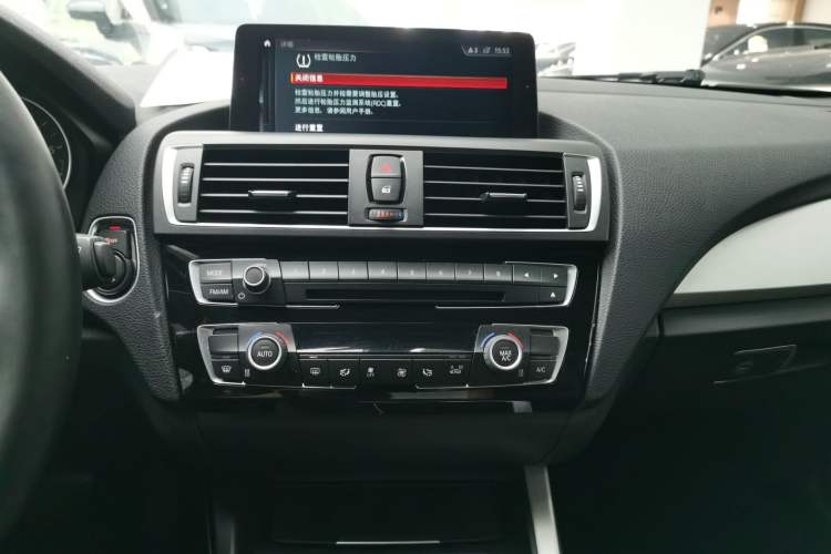 Used BMW 2 Series 2017 220i Convertible Coupe Leading Model
