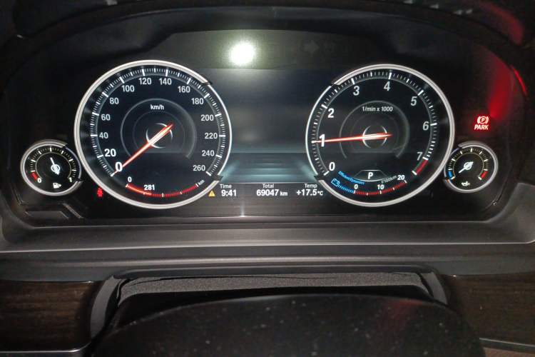 Used BMW 5 Series 2017 525Li Luxury Design Package
