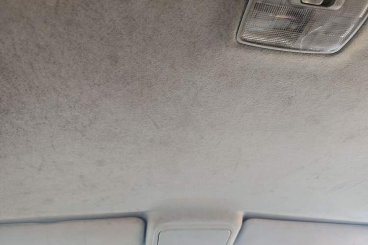 Used JMC Yuhu 3 2018 2.5T Diesel Two-Wheel Drive Advanced Version with Long Wheelbase