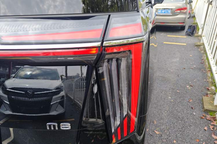 Used GAC Trumpchi M8 2024 Master Series 400T Prestige Edition Right Rear Taillight