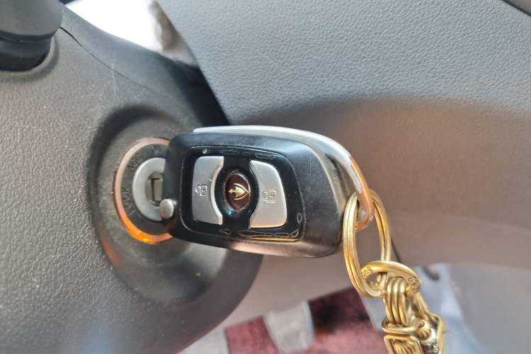 Used Jinbei Hiace King 2021 2.0L Business King Series ZhiXiang High-Roof 7-Seater 1TZS