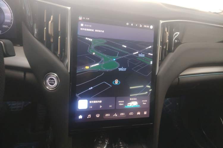 Used Hongqi HS7 PHEV 2024 2.0T PHEV Four-Wheel Drive Flagship Edition 6 Seats Audio And AC Panel