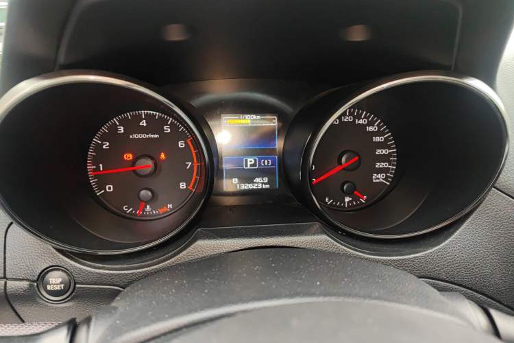 Used Subaru Outback 2015 2.5i Classic Edition Instrument Cluster