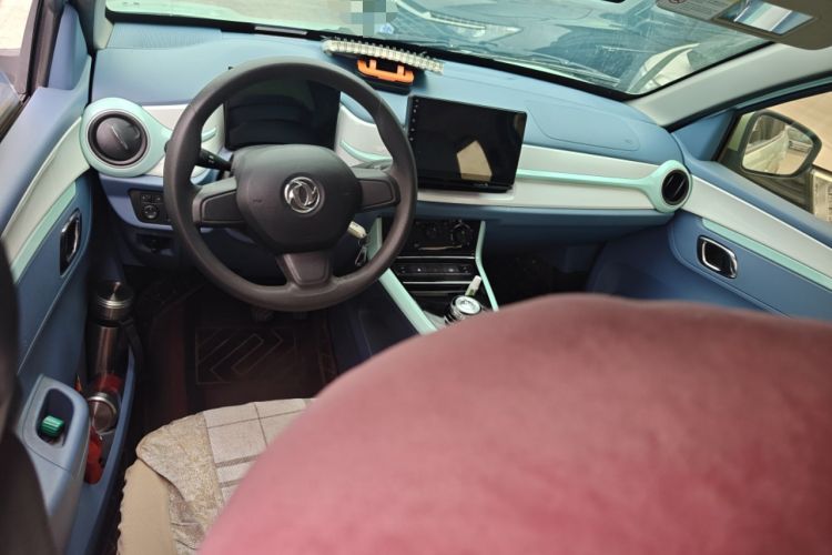 Used Dongfeng NAMMI BOX 2022 Revised Light Wind Edition 201 km Standard Version Center Console