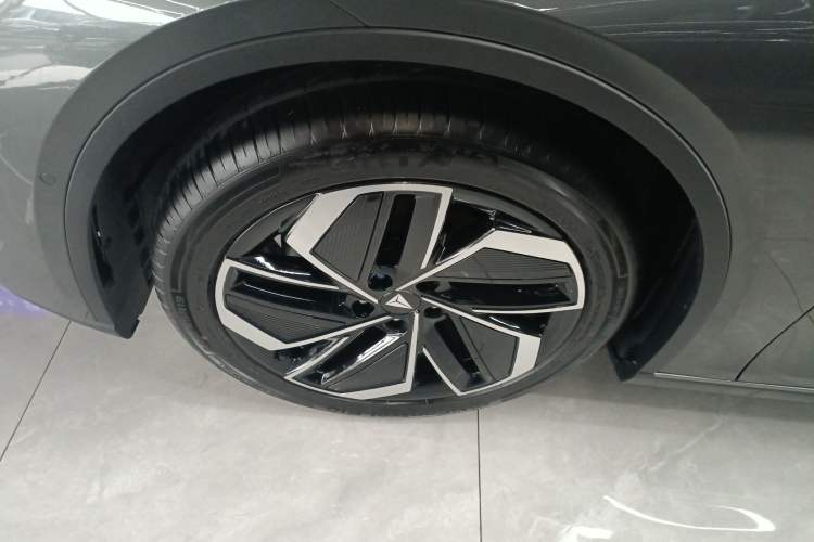 Used Deepal L07 2026 Model 550Ultra Huawei Qiankun ADS SE Edition
