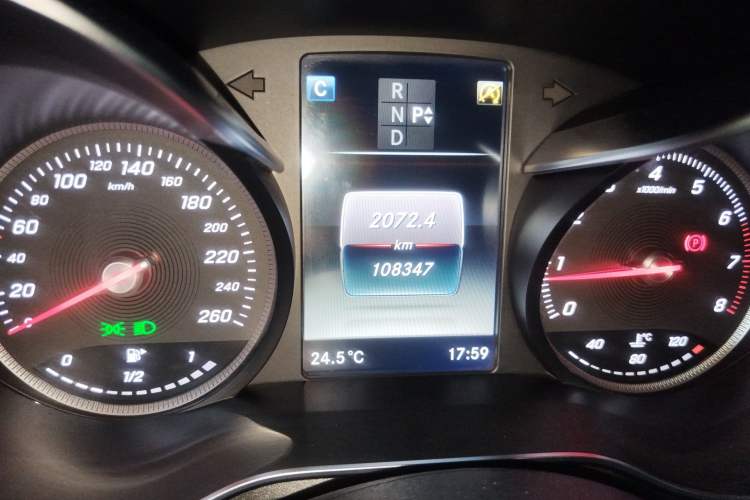 Used Mercedes-Benz GLC 2019 Facelift GLC 260 L 4MATIC Luxury Model Instrument Cluster