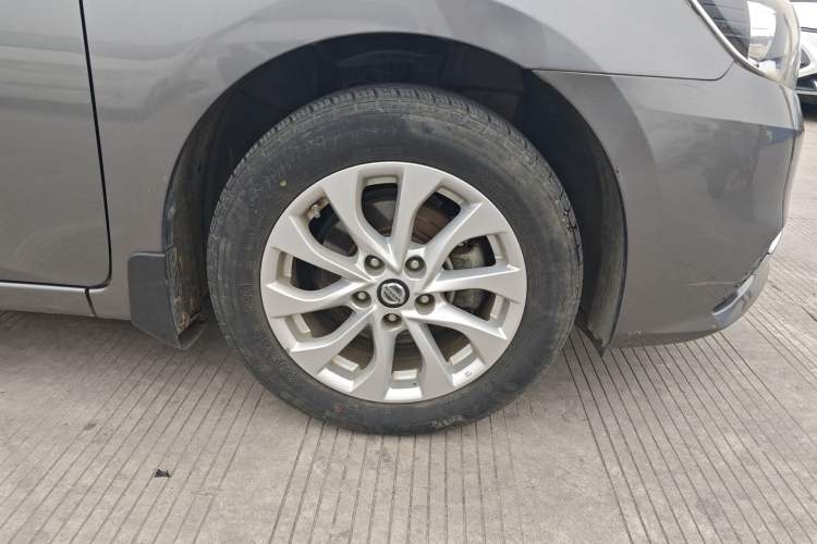 Used Nissan Sylphy 2018 1.6XV CVT Deluxe Edition Right Front Wheel Hub