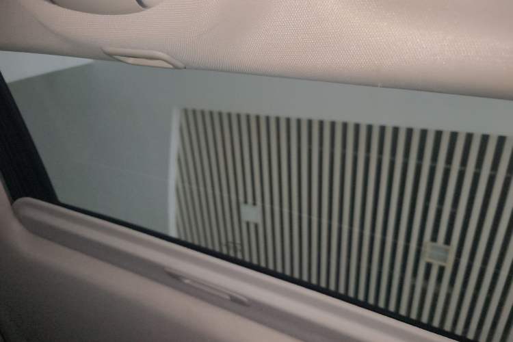 Used Infiniti QX60 2016 2.5 S/C Hybrid Two-Wheel-Drive Excellence Edition China V Standard