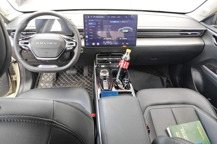 Used Wuling Xingguang 2023 150 Advanced Edition Center Console