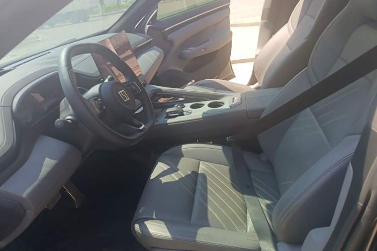 Used Zeekr 001 2025 WE Edition 95 kWh All-Wheel Drive Left Front Seat