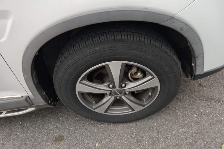 Used Haval H6 2015 Revised Version Sport Edition 1.5T Manual Transmission Two-Wheel Drive Elite Grade
