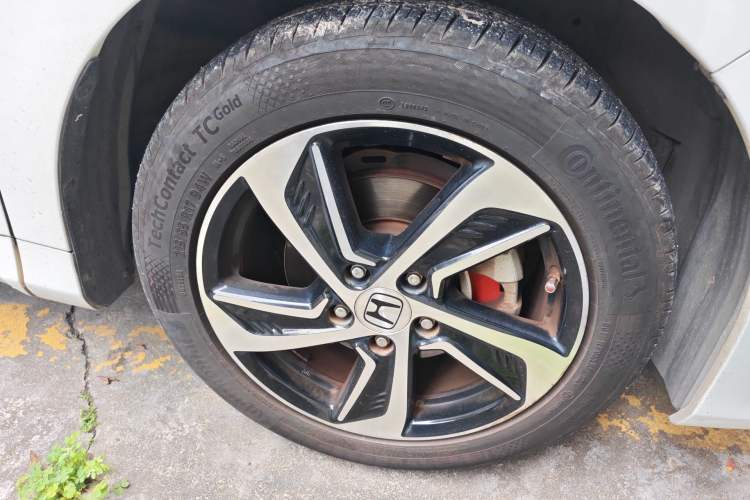 Used Honda Odyssey 2015 Revised 2.4L Luxury Edition
