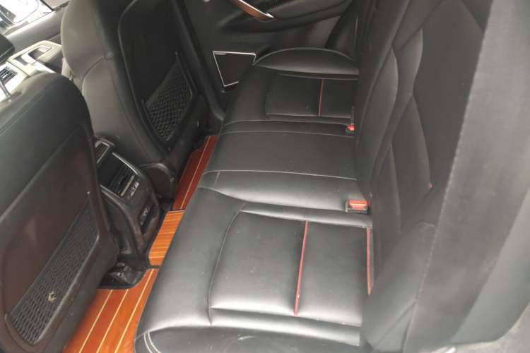 Used Geely Auto Emgrand X7 Sport 2020 1.8TD DCT Two-Wheel Drive Smart Connect 4G-Enabled Version Left Rear Seat