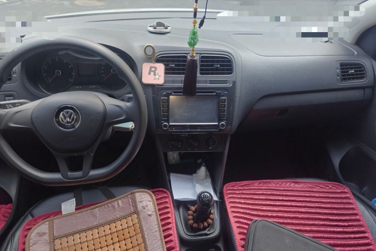 Used Volkswagen Polo 2016 1.4L Manual Fashion Model
