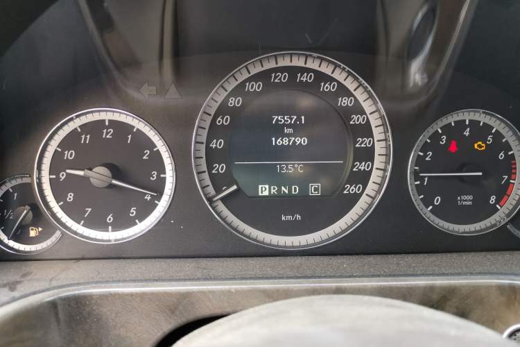 Used Mercedes-Benz E-Class 2010 E 200 CGI Elegant Model