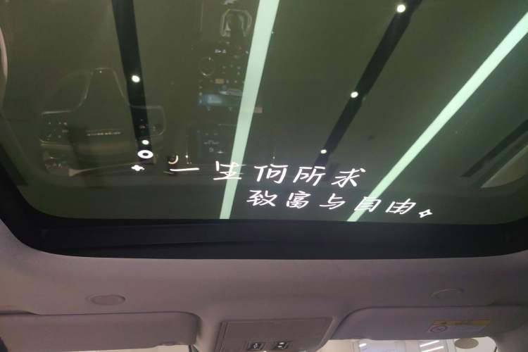 Used Land Rover Range Rover Evoque 2023 Aurora L 249 PS Luxury Edition
