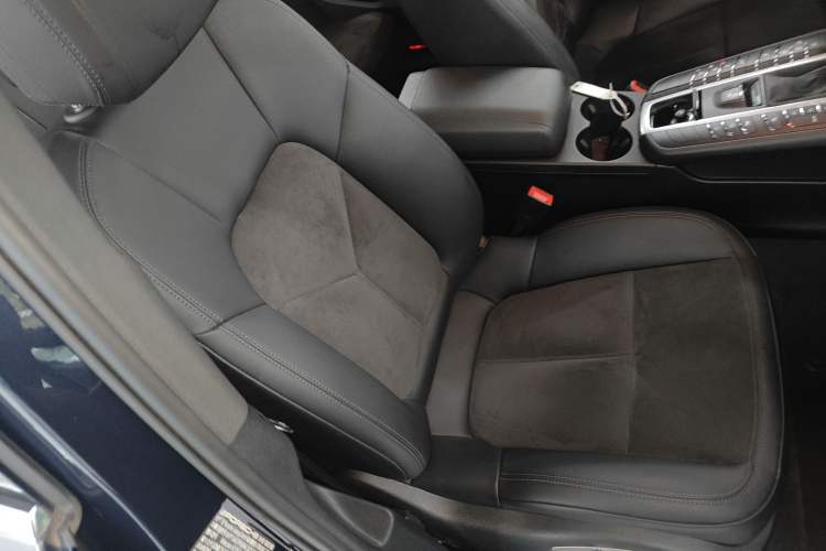 Used Porsche Macan 2021 Macan 2.0T
