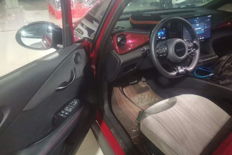 Used BYD Dolphin 2025 420km Free Edition
